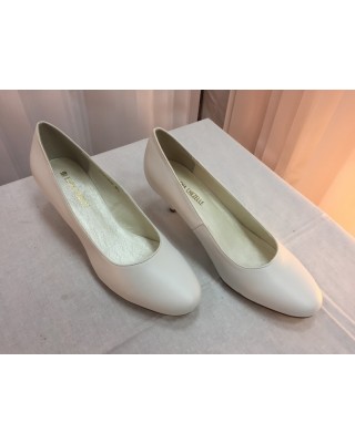 Туфли женские белые Elena Chezelle 38 1/2новые