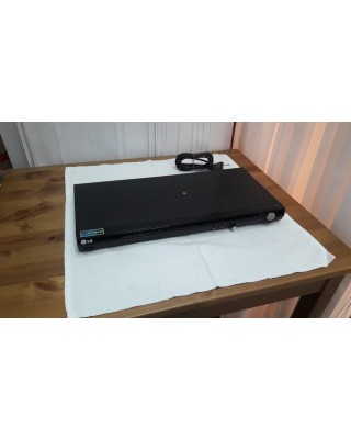 Плеер КАРАОКЕ LG DVD model DK768 +пульт